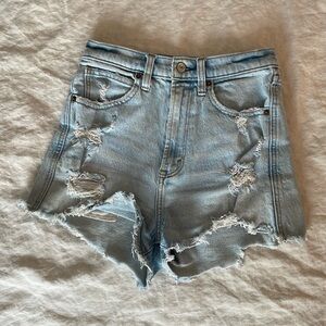 Abercrombie Ultra High Rise Mom Short